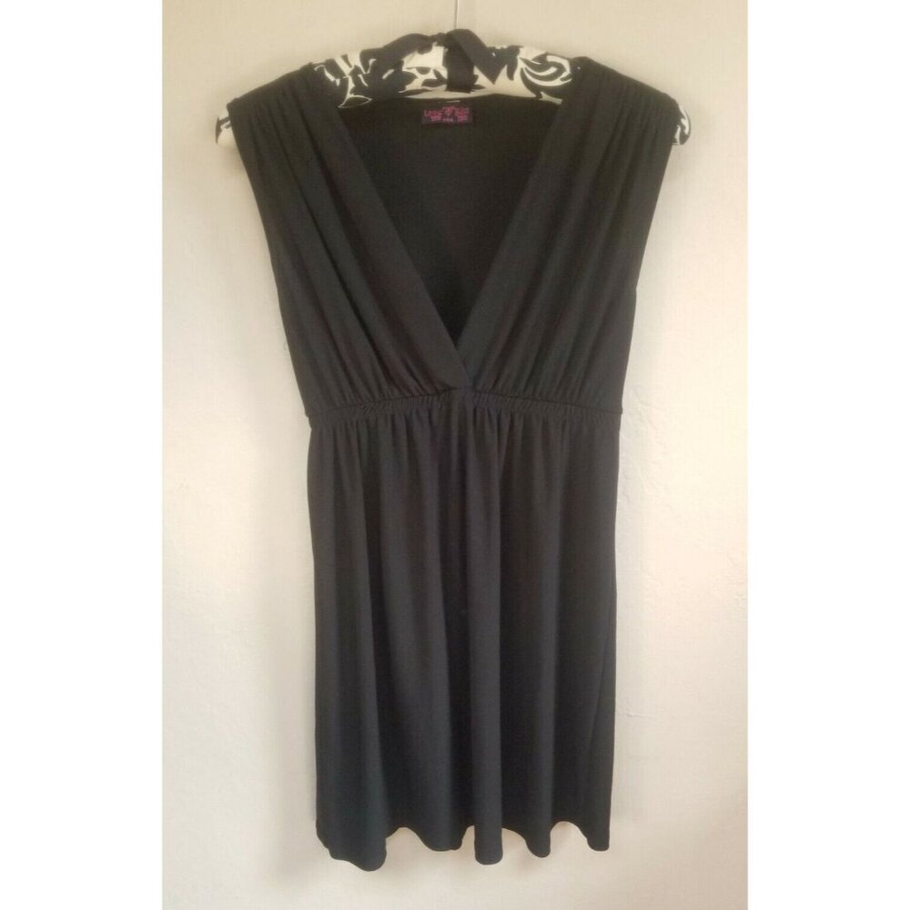Love Me Kiss Me USA Womens V-Neck Sleeveless A-Line Dress Black Pullover Casual